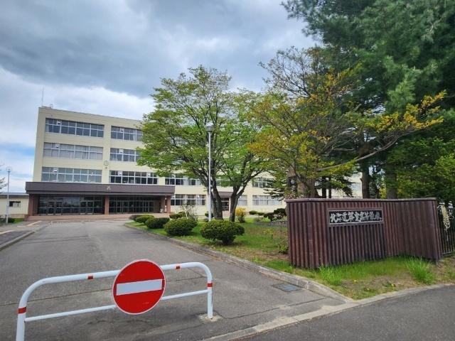 北海道芽室高校：2694m