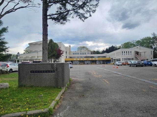 芽室町立芽室小学校：250m
