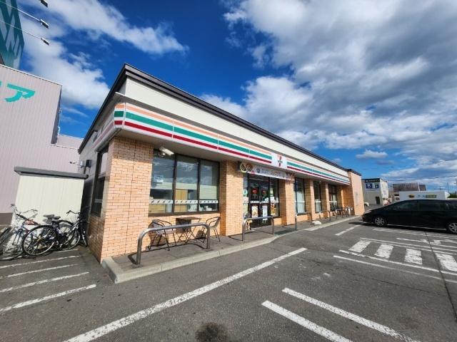 セブンイレブン帯広西17条競馬場通店：450m