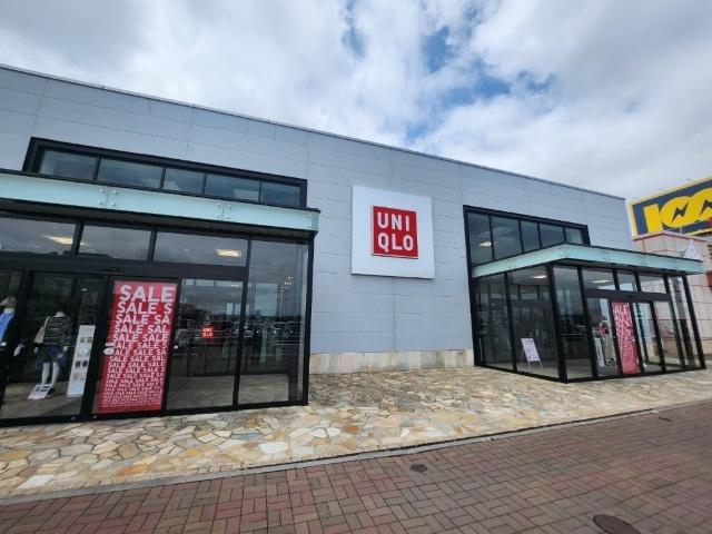 ユニクロフレスポ帯広稲田店：887m
