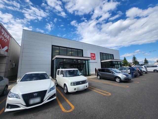 ユニクロ帯広店：618m