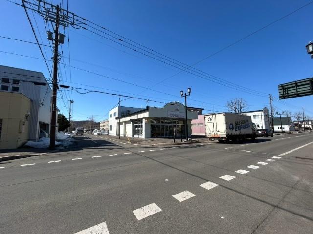 ベスト電器BFS浦幌店：295m