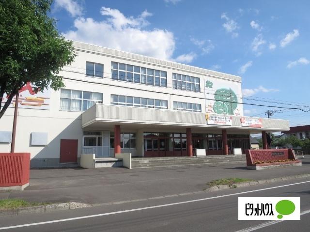 旭川市立六合中学校：1542m