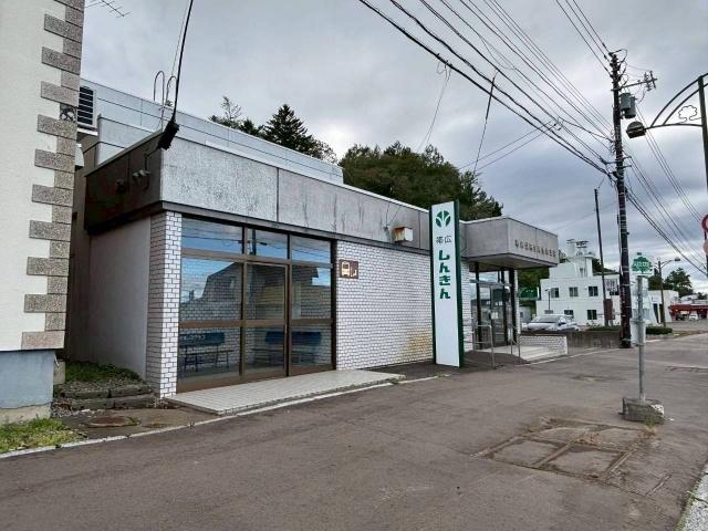 帯広信用金庫豊頃支店：822m