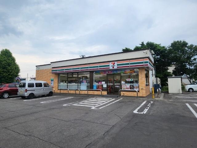 セブンイレブン帯広弥生通店：460m
