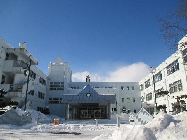 帯広市立帯広第五中学校：1170m