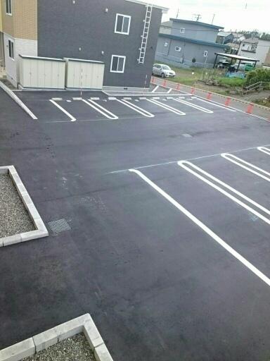 プリムローズⅡ（101） 駐車場