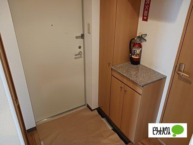 シュテルン・グランデ（101） 玄関