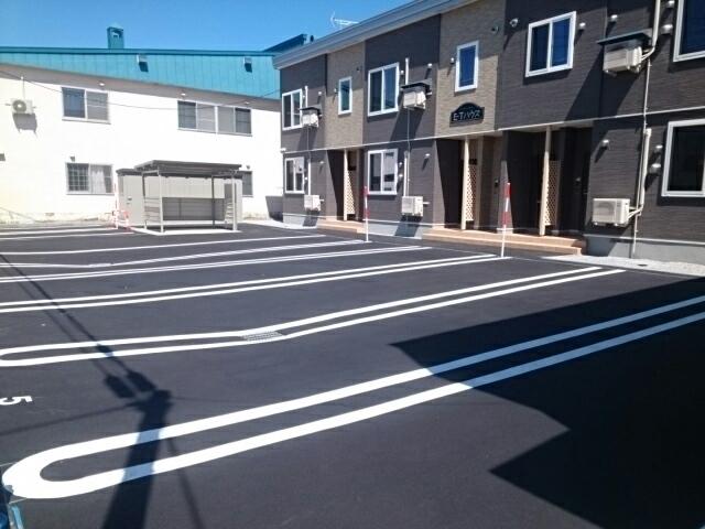 Ｅ・Ｔハウス（102） 駐車場