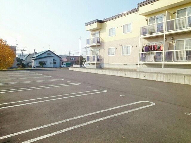 メゾン　フェリーチェ（103） 駐車場