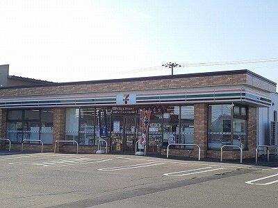 セブンイレブン大通南22丁目店：400m