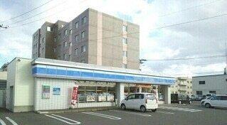 ローソン旭川大町３条店：140m