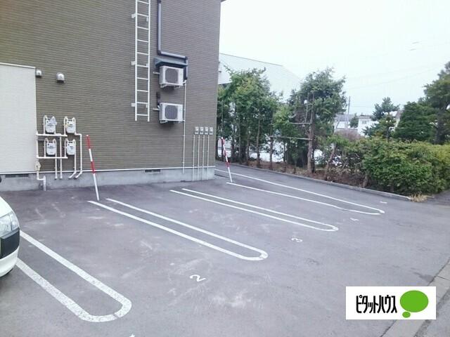 ガーデンヒルズ（202） 駐車場