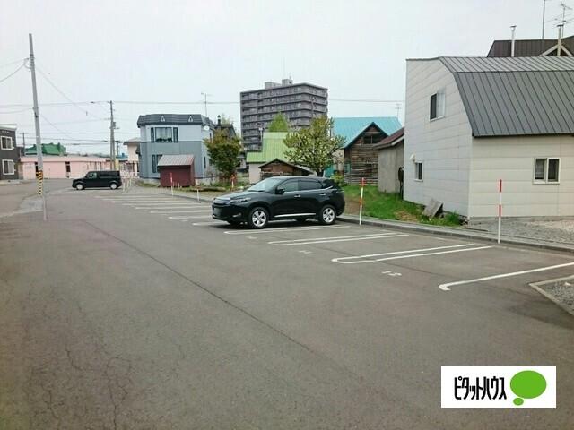 蔵Ⅱ（202） 駐車場
