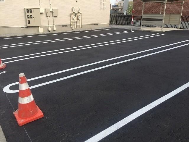 プレリュード（202） 駐車場