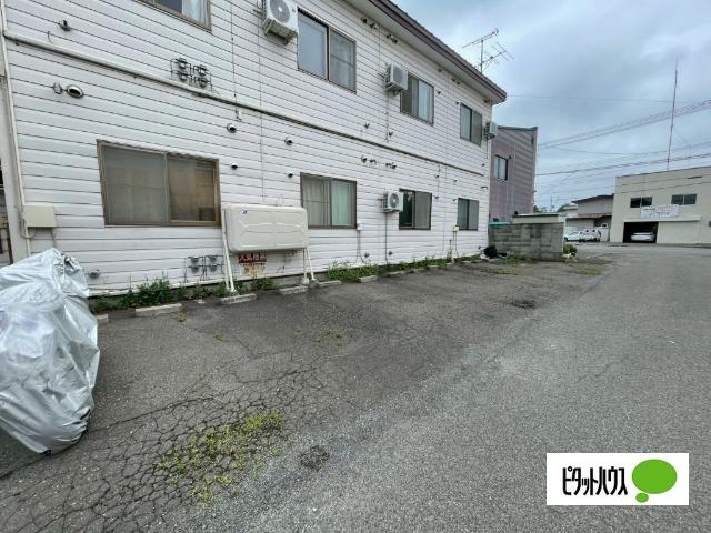 ロフトハウス帯広東（206） 駐車場