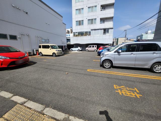 エスワールハイツ（403） 駐車場