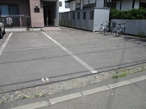 エスパシオ6･19（302） 駐車場