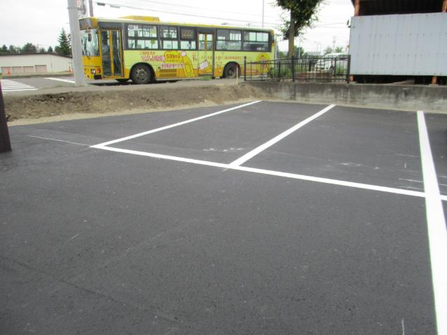 QUATTRO（クワトロ） 駐車場