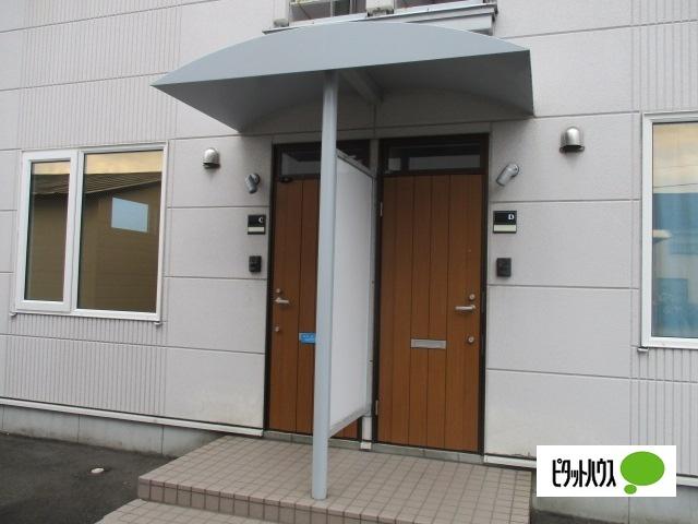 エヌ・ステージ エントランス