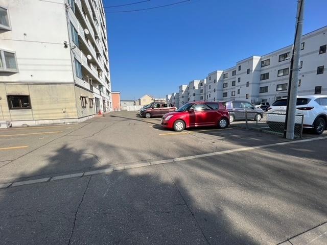 クラックスハイム第3帯広 駐車場