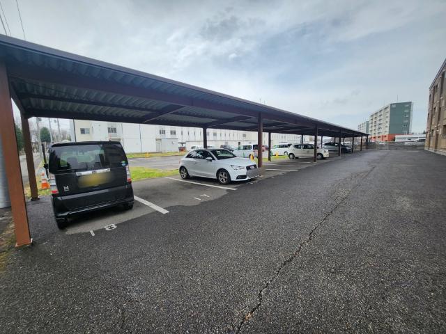EAGLEⅤ（イーグル5）（306） 駐車場