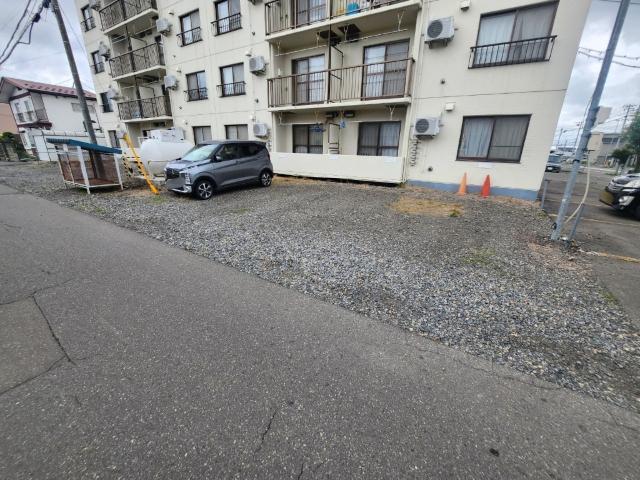 ラ・ポレール楓（505） 駐車場