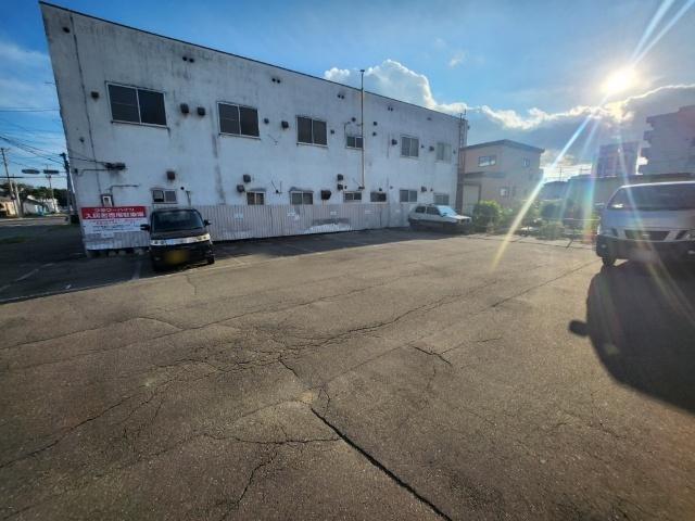 帯広市東一条南マンション 駐車場