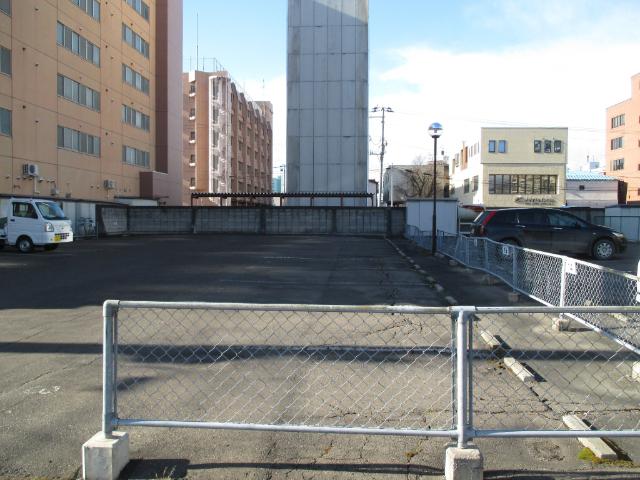 帯広マンション第1 駐車場