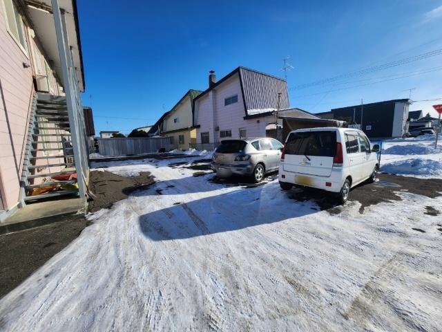 イリスハイツ（202） 駐車場