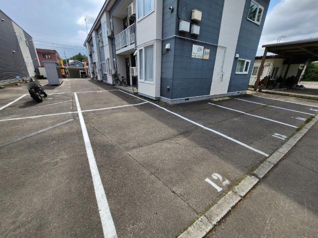 コーポai（G） 駐車場