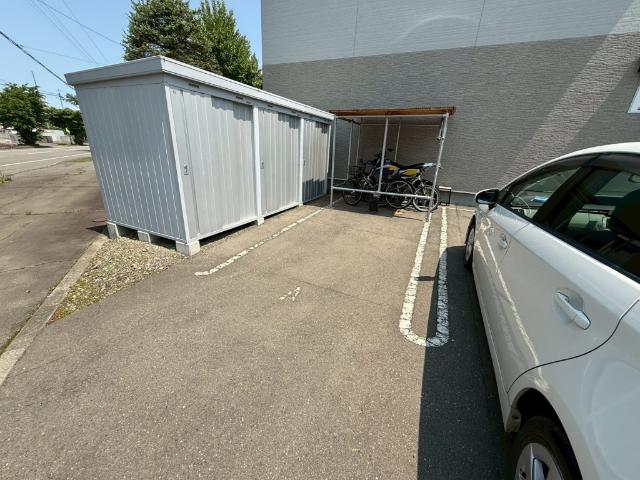 ハイツアピオ（B） 駐車場