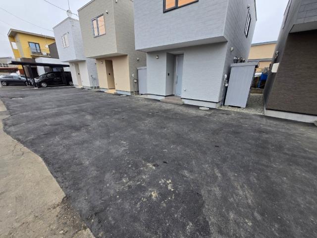 Tender　House（-） 駐車場