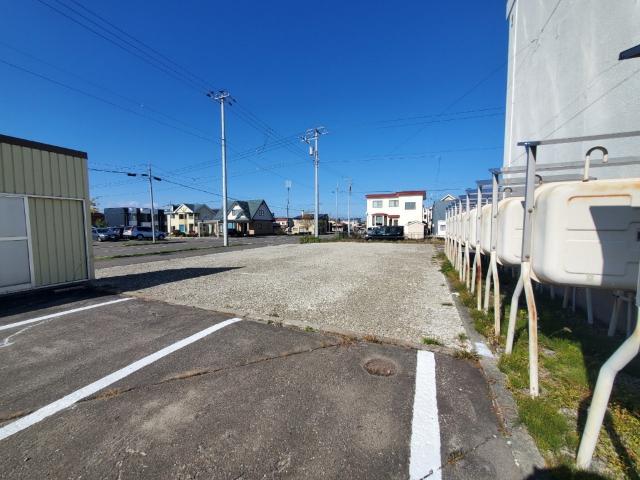 ドルフ10（312） 駐車場