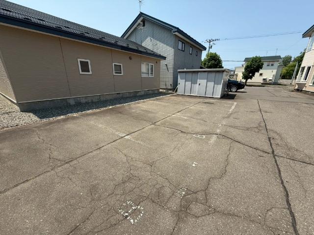 グランディスⅠ（B） 駐車場