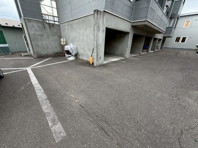 TMKⅡ（トマック）（203） 駐車場