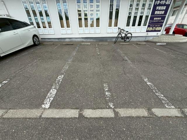 ステイハウスグランド南町（203） 駐車場