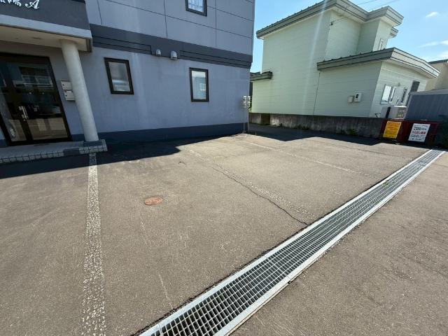 エクスプライス緑陽Ａ（101） 駐車場