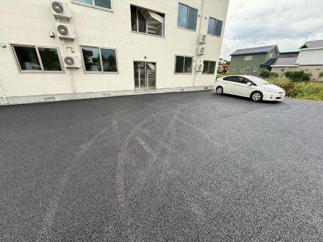 グラシアス緑ヶ丘（205） 駐車場