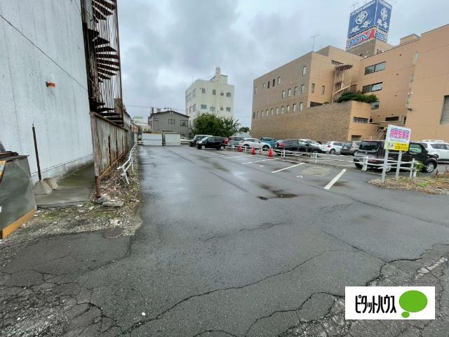 東1条ハイツ（301） 駐車場