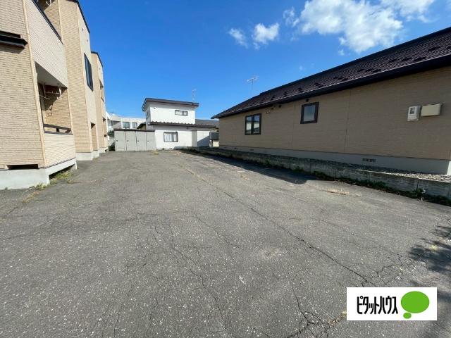 サンパティークⅡ（202） 駐車場