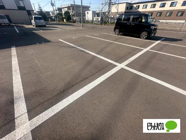 パークアヴェニューⅡ（202） 駐車場