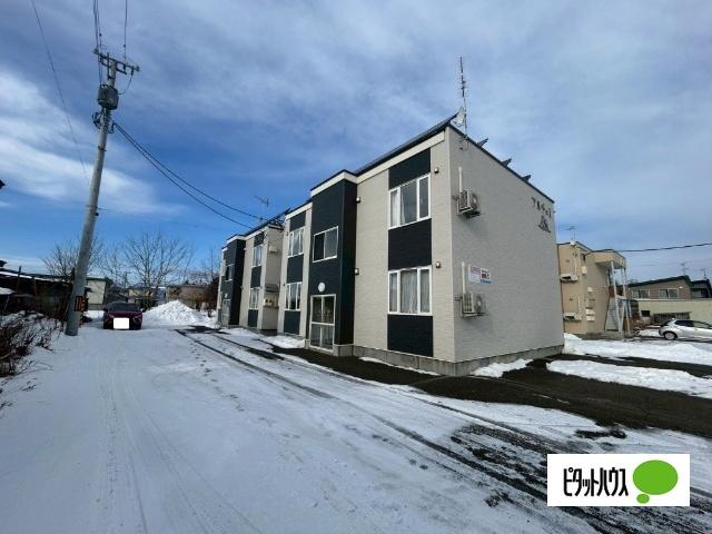  築10年2ヶ月 2階建の賃貸物件