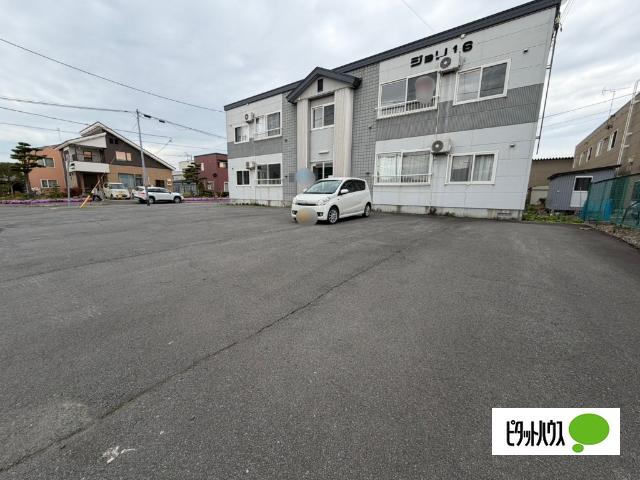 ジョリ1･6（101） 駐車場