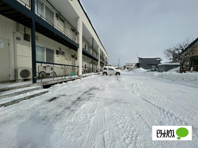 ラ・グラン大町 駐車場