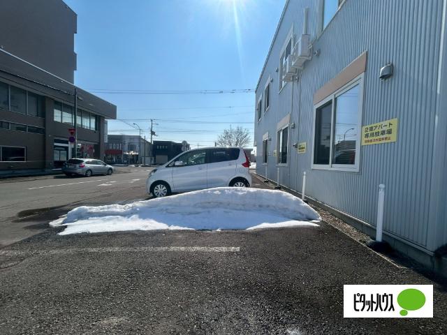 Apt＃10神居（203） 駐車場