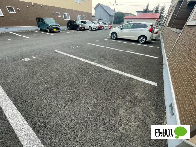 Etoile Matin（エトワールマタン）（203） 駐車場