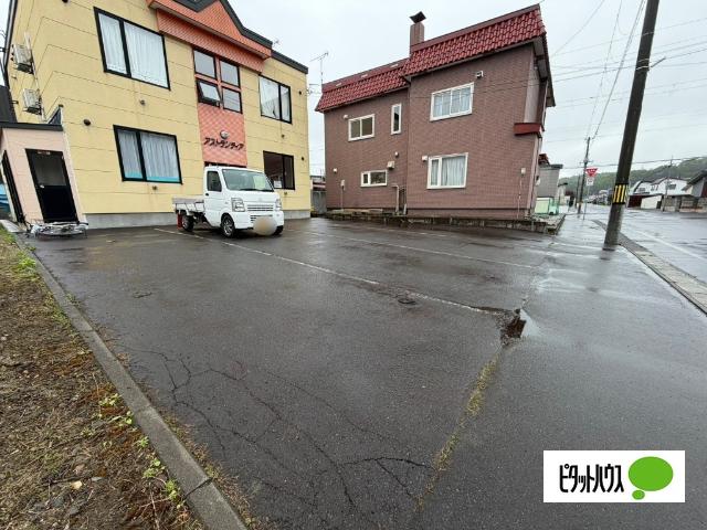 アストランティア 駐車場