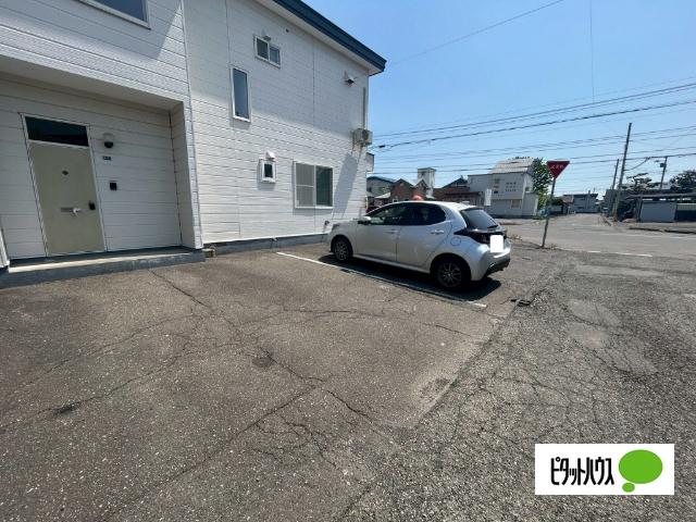 大垣貸家（2F） 駐車場