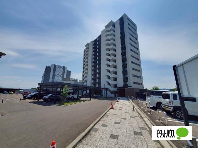 旭川駅より徒歩6分 築4年4ヶ月 13階建の賃貸物件